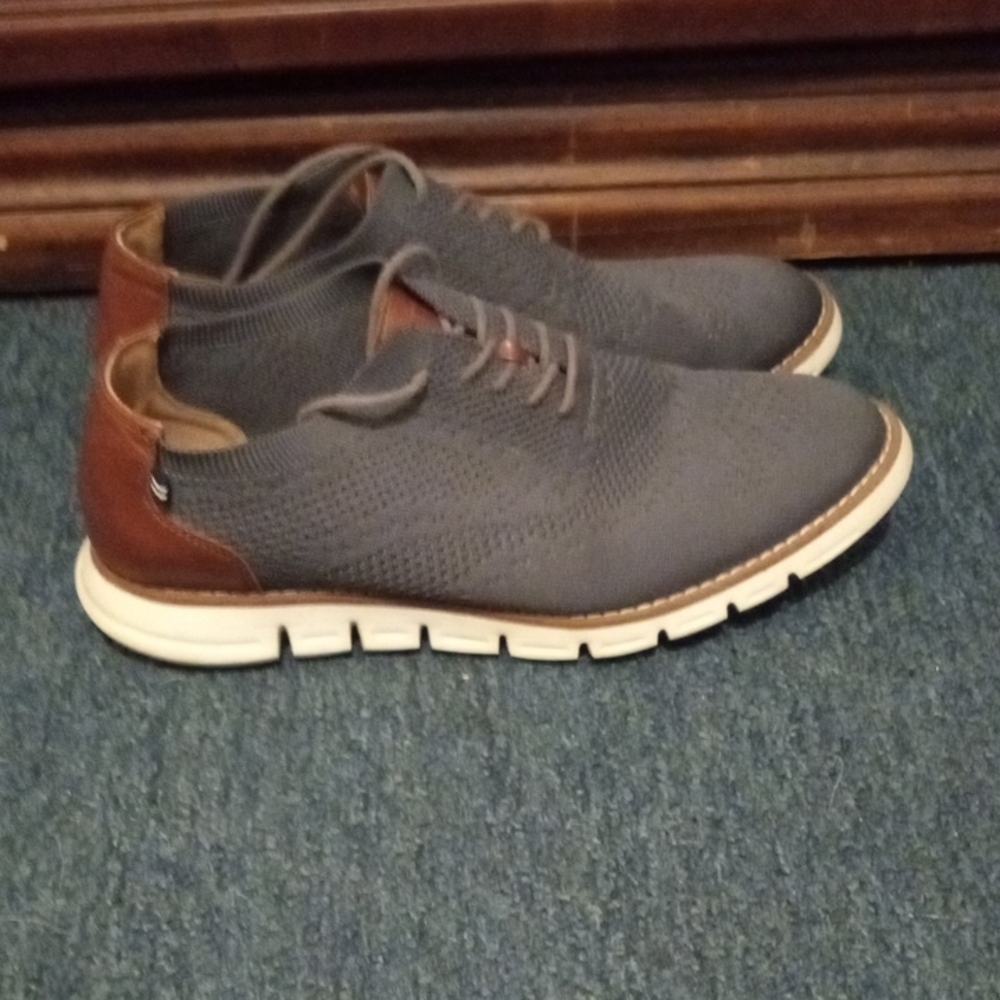 Nautica Gray Wrenwood Knit Shoes W/ Brown Leather  Accents Men's Sz 12
